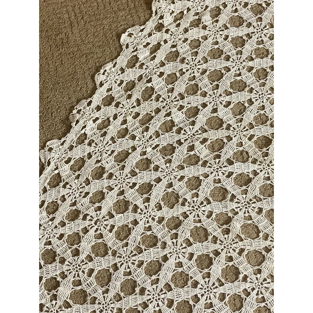 Vintage Handmade Crochet‎ Doily Tablecloth Bedspread Ecru Off White Twin 80